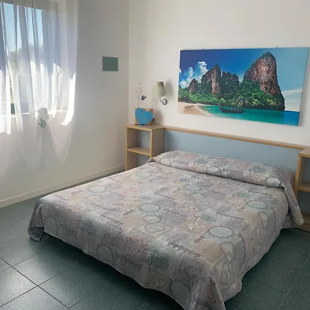 Casa Del Sole סנט'אנדראה אפוסטולו דלו איוניו